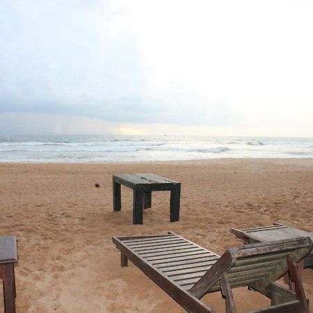 Warahena Beach Hotel Bentota Extérieur photo